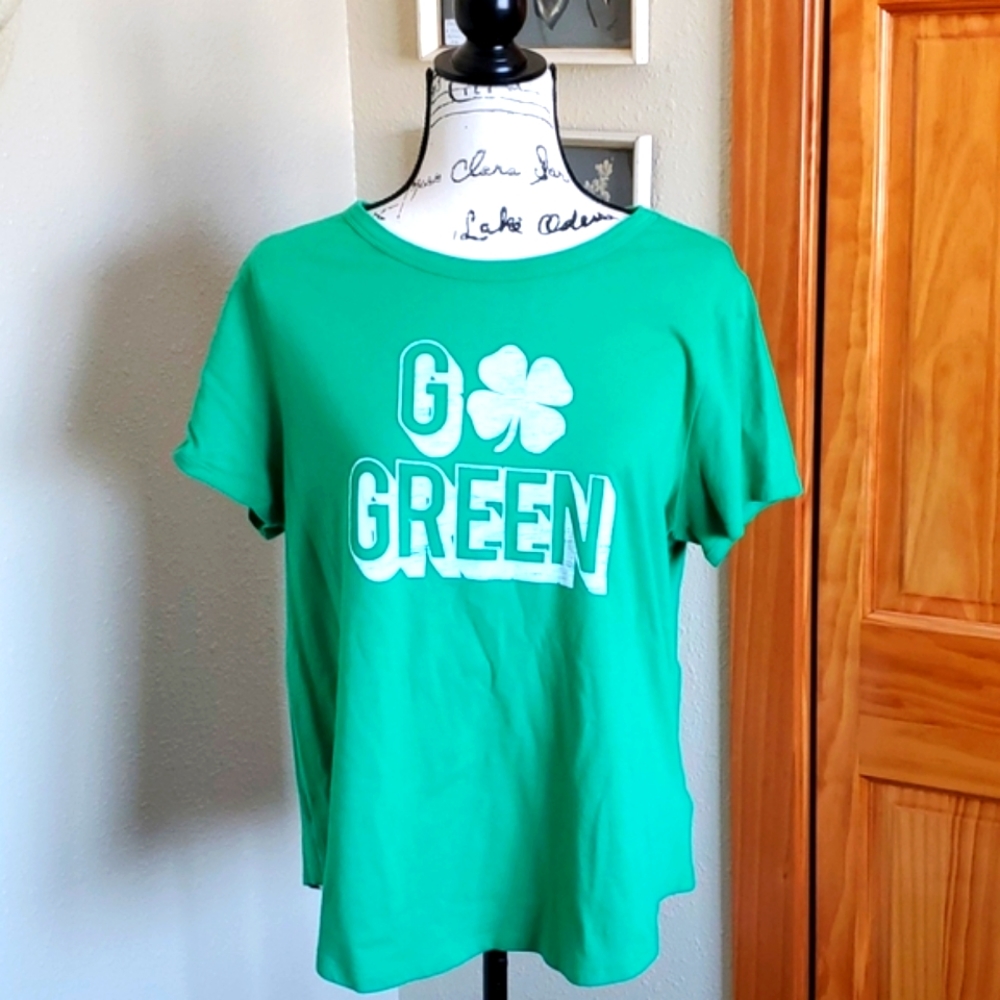Old Navy St. Patrick's Day Go Green Graphic Everywhere T-Shirt Green Size LARGE